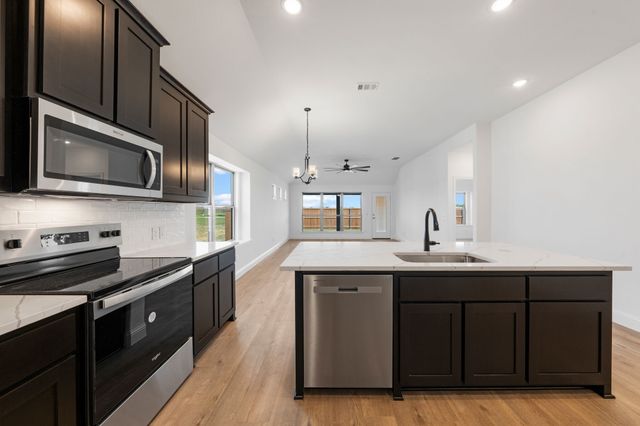 1941 Daybreak Drive, Venus, TX 76009