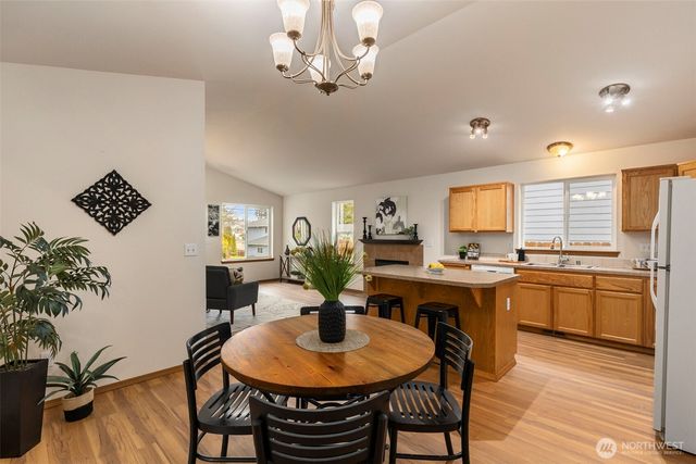 1514 PENNSYLVANIA Avenue, Bremerton, WA 98337