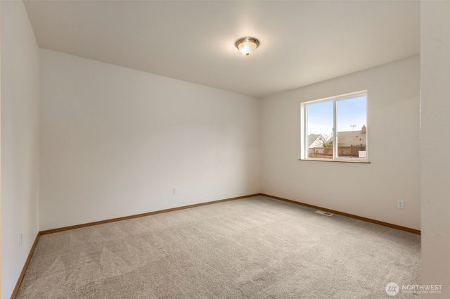 1514 PENNSYLVANIA Avenue, Bremerton, WA 98337