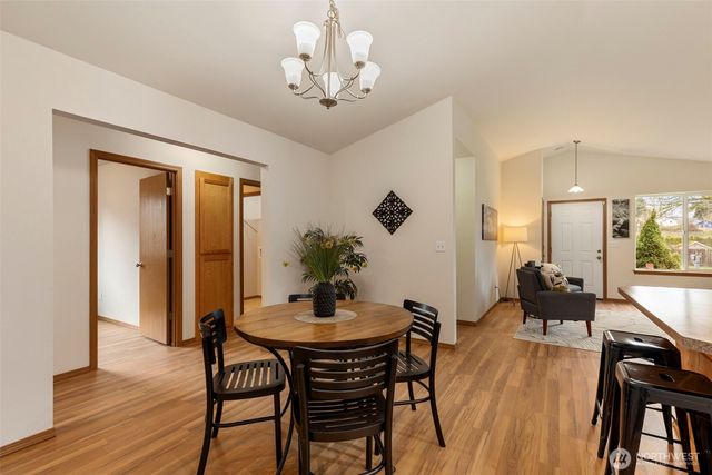 1514 PENNSYLVANIA Avenue, Bremerton, WA 98337