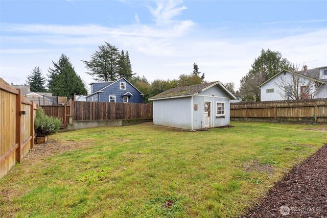 1514 PENNSYLVANIA Avenue, Bremerton, WA 98337