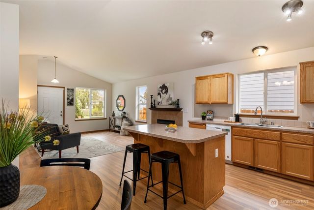 1514 PENNSYLVANIA Avenue, Bremerton, WA 98337