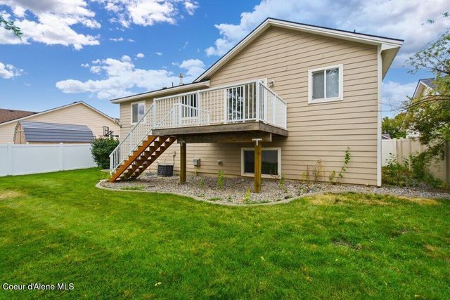 5472 W Citruswood Dr, Post Falls, ID 83854