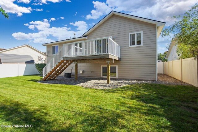 5472 W Citruswood Dr, Post Falls, ID 83854
