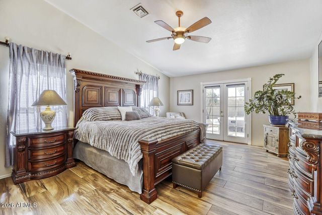 2360 N YALE Street, Mesa, AZ 85213