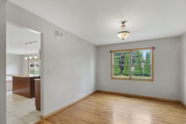 336 W Morris Avenue, Lombard, IL 60148