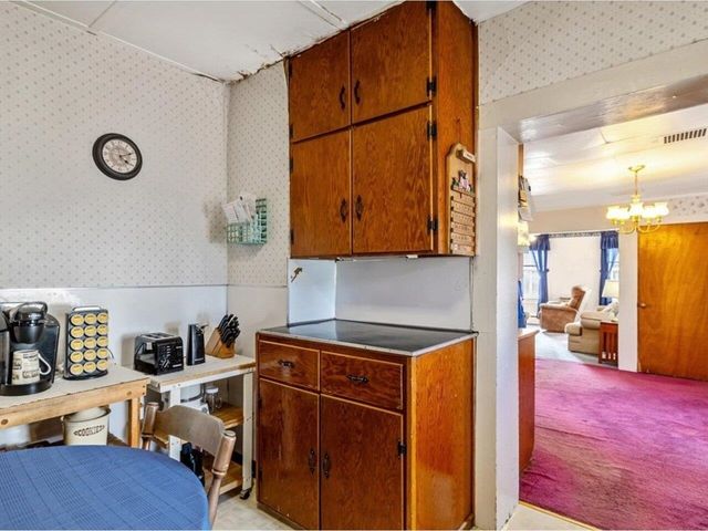 19 North Elm Street, St. Albans City, VT 05478