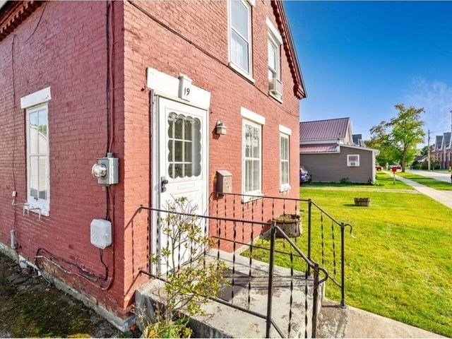 19 North Elm Street, St. Albans City, VT 05478