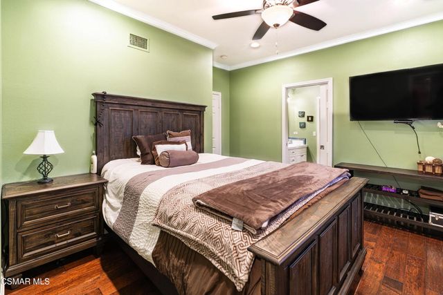 551 Rustic Hills Drive, Simi Valley, CA 93065