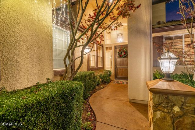 551 Rustic Hills Drive, Simi Valley, CA 93065