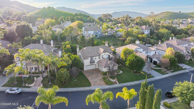 551 Rustic Hills Drive, Simi Valley, CA 93065