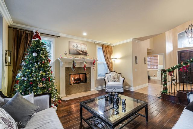 551 Rustic Hills Drive, Simi Valley, CA 93065