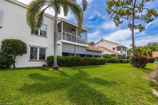 624 Windsor SQ 201, Naples, FL 34104