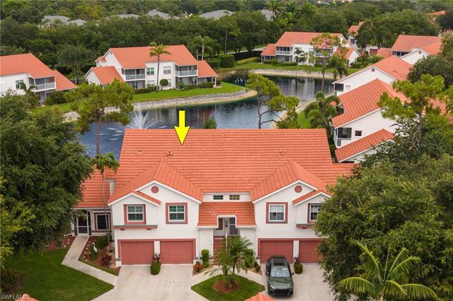 624 Windsor SQ 201, Naples, FL 34104