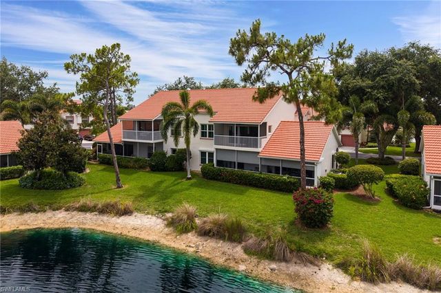 624 Windsor SQ 201, Naples, FL 34104