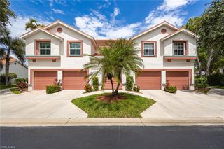 624 Windsor SQ 201, Naples, FL 34104