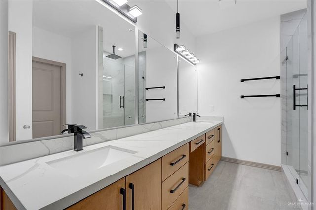 3916 Zenker Avenue, Mcallen, TX 78504