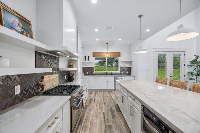 1032 Bluebonnet Ridge, Weatherford, TX 76087