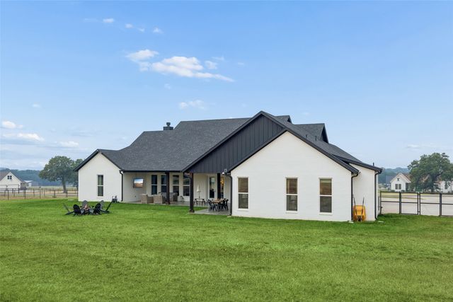 1032 Bluebonnet Ridge, Weatherford, TX 76087