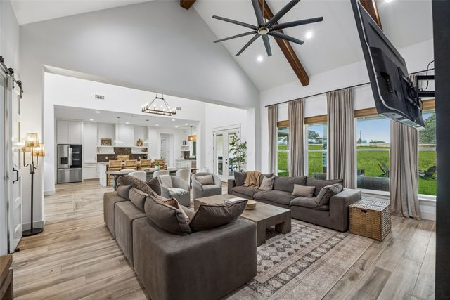 1032 Bluebonnet Ridge, Weatherford, TX 76087