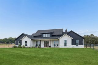 1032 Bluebonnet Ridge, Weatherford, TX 76087