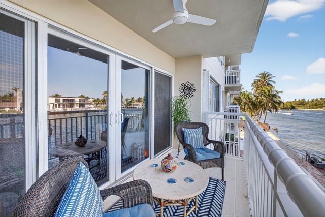 2611 N Riverside Drive 304, Pompano Beach, FL 33062