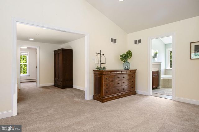 960 LITTLE CONESTOGA RD, Glenmoore, PA 19343