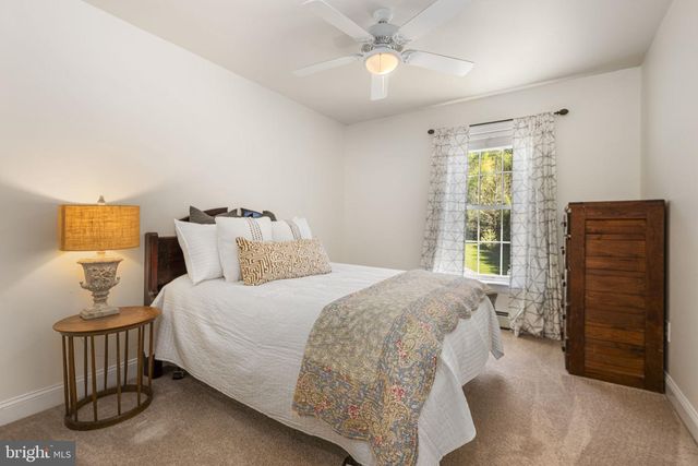 960 LITTLE CONESTOGA RD, Glenmoore, PA 19343