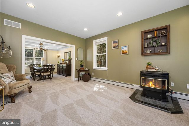 960 LITTLE CONESTOGA RD, Glenmoore, PA 19343