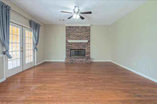 6759 OAKMOOR CIR S, Bartlett, TN 38135