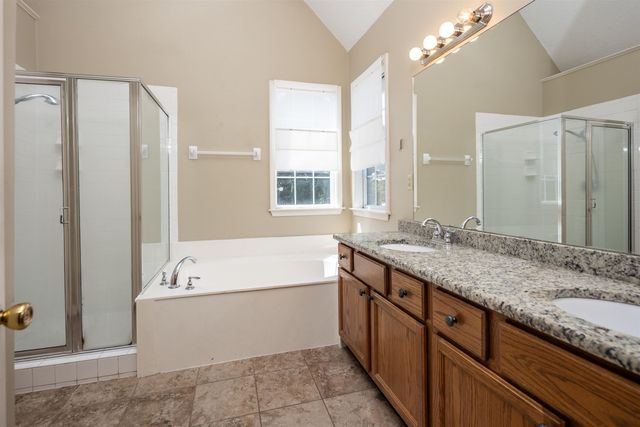 6759 OAKMOOR CIR S, Bartlett, TN 38135