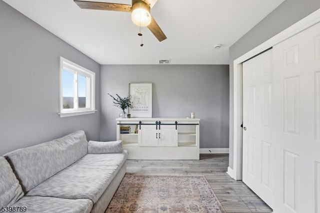 102 SUNNYVIEW AVENUE EAST, Mansfield Twp., NJ 07840