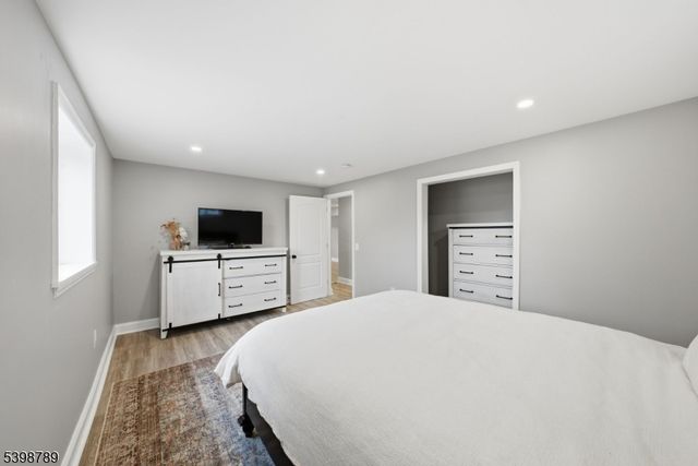 102 SUNNYVIEW AVENUE EAST, Mansfield Twp., NJ 07840