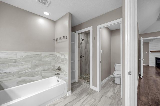 103 Moonspinner, Conroe, TX 77356