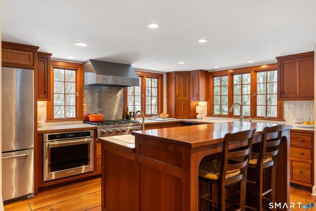 128 Grumman Hill Road, Wilton, CT 06897