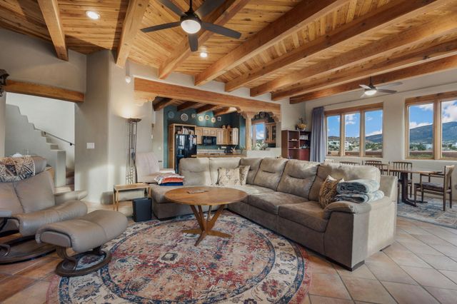 10 Las Huertas Road, Placitas, NM 87043