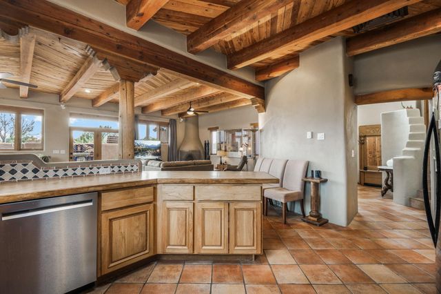 10 Las Huertas Road, Placitas, NM 87043