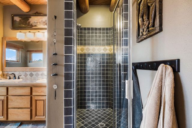 10 Las Huertas Road, Placitas, NM 87043