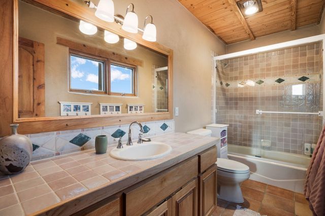 10 Las Huertas Road, Placitas, NM 87043