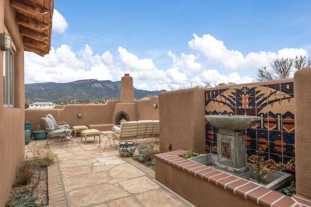 10 Las Huertas Road, Placitas, NM 87043