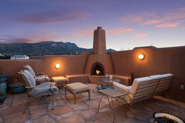 10 Las Huertas Road, Placitas, NM 87043