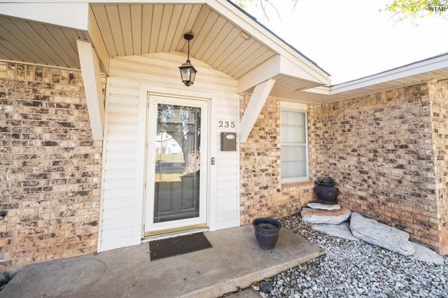235 GLASGOW DRIVE, Wichita Falls, TX 76302