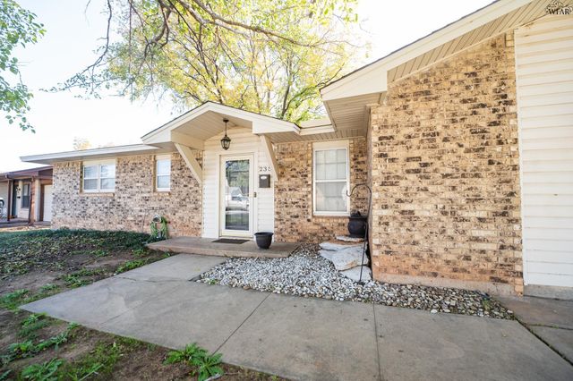 235 GLASGOW DRIVE, Wichita Falls, TX 76302