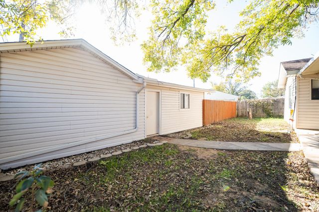 235 GLASGOW DRIVE, Wichita Falls, TX 76302