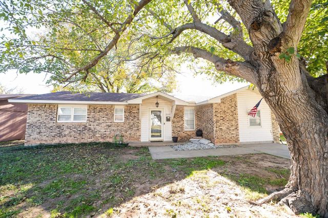 235 GLASGOW DRIVE, Wichita Falls, TX 76302