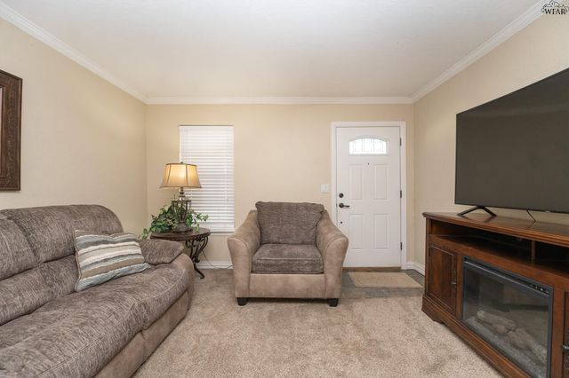 235 GLASGOW DRIVE, Wichita Falls, TX 76302