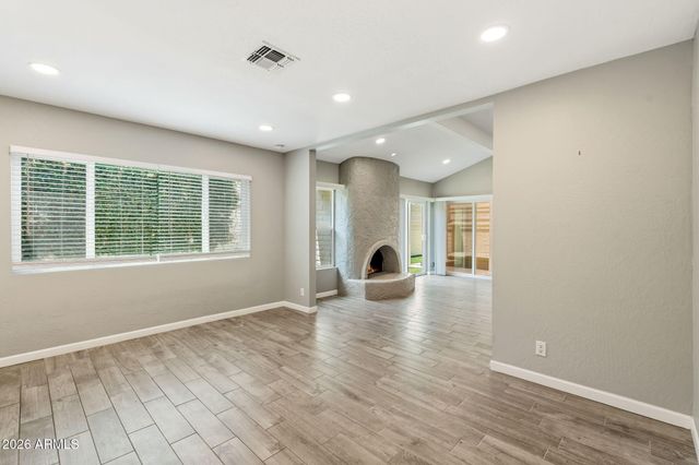 4 E SAN MIGUEL Avenue, Phoenix, AZ 85012