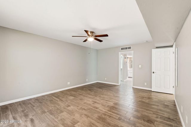 4 E SAN MIGUEL Avenue, Phoenix, AZ 85012