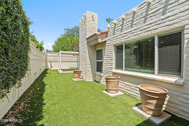 4 E SAN MIGUEL Avenue, Phoenix, AZ 85012