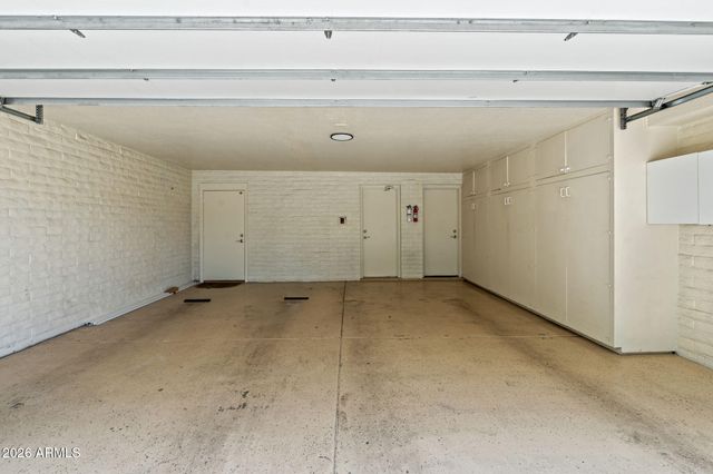 4 E SAN MIGUEL Avenue, Phoenix, AZ 85012